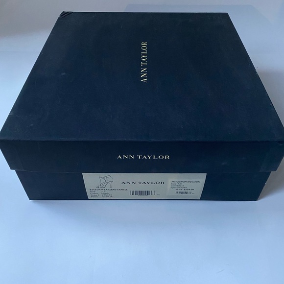 NWT Ann Taylor black embossed leather ankle wrap high heel sandals. Size 7 1/2. - Picture 8 of 8